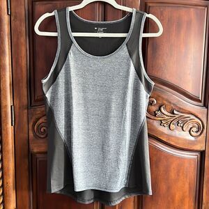 Tek Gear drytek athletic top- size M